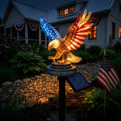 🔥LAST DAY 60% OFF – Solar Eagle Garden Light – A Glowing Tribute to American Freedom